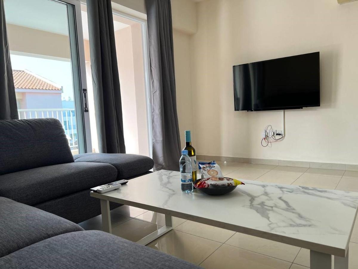 Greek Harmony Apartment Paralimni Exterior foto